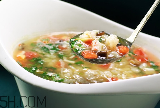 面疙瘩汤用什么面粉做,疙瘩汤用哪种面粉 面疙瘩汤用什么面粉做,疙瘩汤用哪种面粉