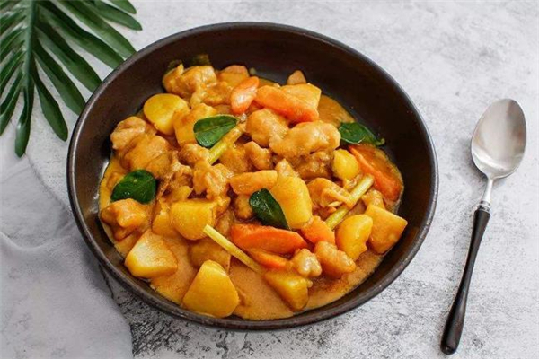 泰式咖喱鸡的做法,泰式咖喱鸡的做法窍门