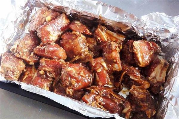 锡纸排骨的做法 烤箱,空气炸锅做锡纸排骨的做法