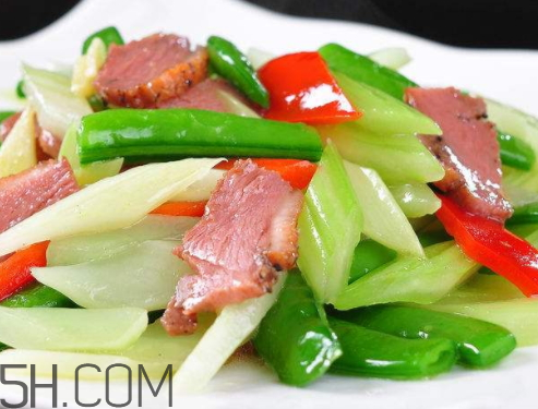 西芹是凉性还是热性蔬菜,西芹是凉性还是热性的