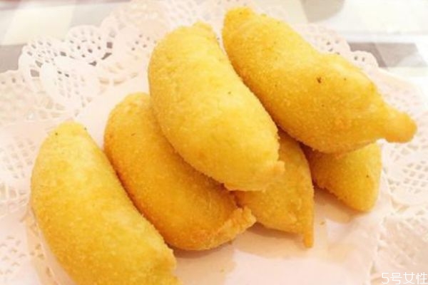 脆皮香蕉最简易的做法,脆皮香蕉的做法和吃法大全