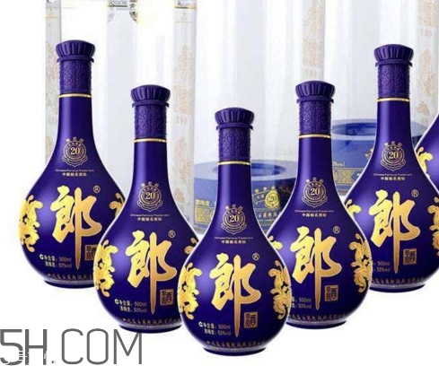 青花郎酒53度回收多少钱一瓶,20年青花汾酒53度多少钱一瓶