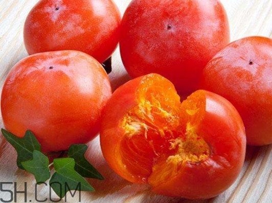 百香果能和柿子一起吃吗?,柿饼和百香果可以一起吃吗