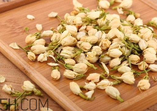 如何选购茉莉花茶,茉莉花茶怎么看好不好 如何选购茉莉花茶,茉莉花茶怎么看好不好