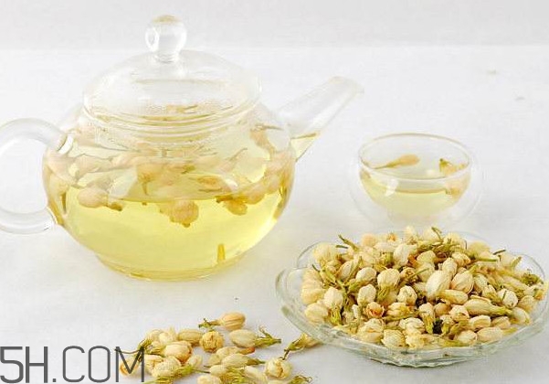 茉莉花茶是带花的好还是不带花的好?,茉莉花茶有花的好还是没花的好