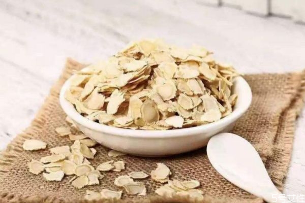 西洋参泡水一次放多少(西洋参泡水一次放多少片合适) 西洋参泡水一次放多少(西洋参泡水一次放多少片合适)