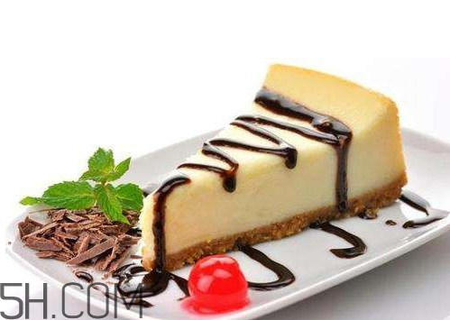 做的蛋糕为什么会开裂,烤箱蛋糕为什么会开裂