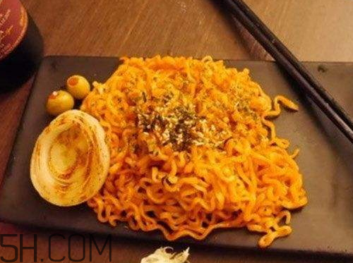 火鸡面不能和什么一起吃?,火鸡面不能和什么一起吃 火鸡面不能和什么一起吃?,火鸡面不能和什么一起吃