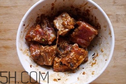 粉蒸肉怎么做?,粉蒸肉的肉怎么腌