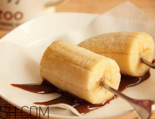 冰冻香蕉要冻多久才可以吃,冻香蕉要冻几个小时 冰冻香蕉要冻多久才可以吃,冻香蕉要冻几个小时