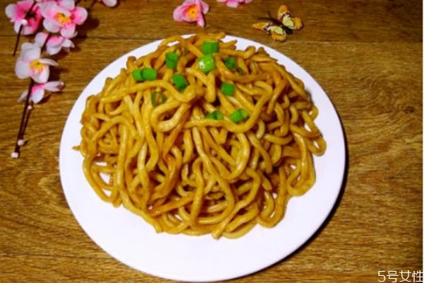 在家如何自制热干面,在家自制热干面的步骤