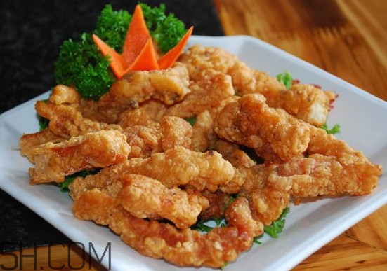 酥肉淀粉和鸡蛋的比例,炸酥肉一斤肉放多少淀粉