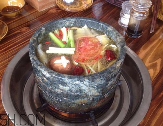 墨脱石锅多少钱一个锅,墨脱石锅价格