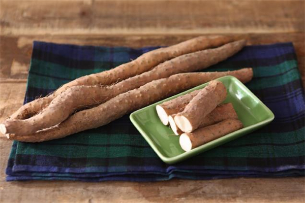 铁棍山药需要去皮吃吗,铁棍山药用不用去皮吃