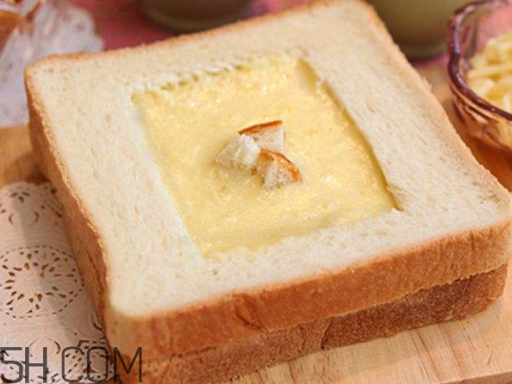 面包和吐司的区别,吐司跟面包片有什么区别 面包和吐司的区别,吐司跟面包片有什么区别