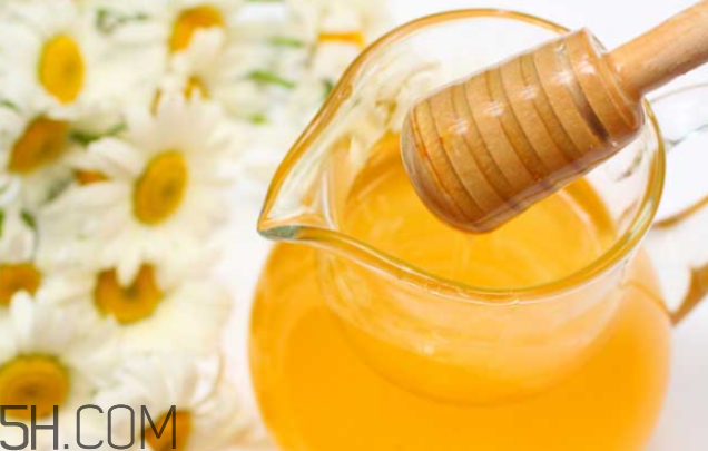 真蜂蜜会凝固吗,纯正的蜂蜜会不会凝固 真蜂蜜会凝固吗,纯正的蜂蜜会不会凝固