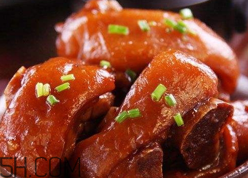 一个卤猪蹄的热量是多少,卤猪蹄热量高不高 一个卤猪蹄的热量是多少,卤猪蹄热量高不高