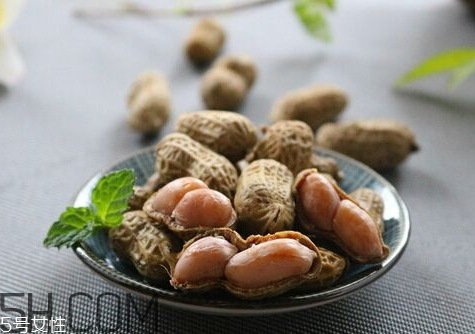 水煮花生的热量是多少,100克水煮花生的热量是多少大卡