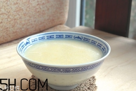 豆汁是碱性还是酸性食物,豆浆是碱性还是酸性