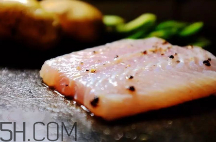 没有鱼刺的鱼叫什么鱼,有一种鱼没有刺是什么鱼 没有鱼刺的鱼叫什么鱼,有一种鱼没有刺是什么鱼