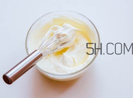 淡奶油打发后能保存多久?,淡奶油打发后可以保存多久