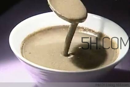 熟吃黑芝麻的功效和作用,黑芝麻丸的作用和功效 熟吃黑芝麻的功效和作用,黑芝麻丸的作用和功效