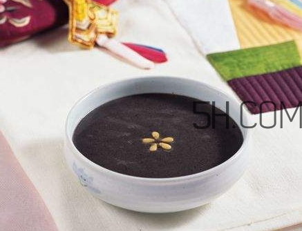 黑芝麻糊过期了能喝吗,黑芝麻糊过了保质期还能吃吗