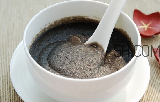 南方黑芝麻糊用开水还是温水,黑芝麻糊用开水还是温水泡 南方黑芝麻糊用开水还是温水,黑芝麻糊用开水还是温水泡