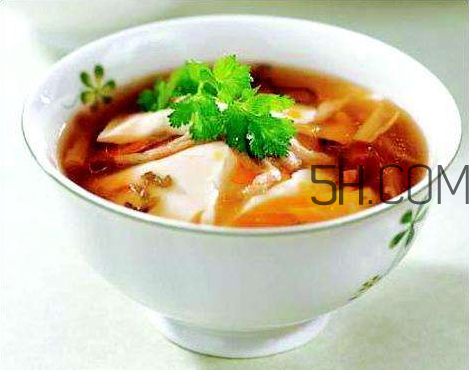 豆腐脑可以放蜂蜜吗,豆腐可以加蜂蜜吗 豆腐脑可以放蜂蜜吗,豆腐可以加蜂蜜吗