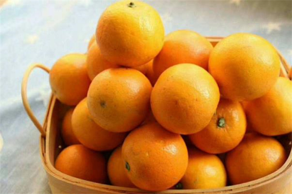 牙齿发黄的原因有什么(牙齿发黄的原因是什么)