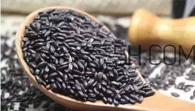 黑芝麻相克的食物有哪些,黑芝麻相克的食物表 黑芝麻相克的食物有哪些,黑芝麻相克的食物表