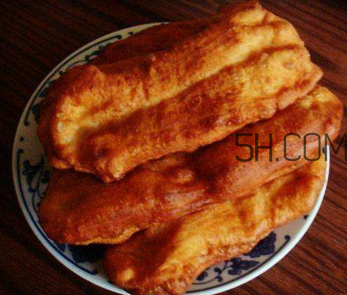 冬天怎么给炸好的油条保温,请问炸油条是怎么做的