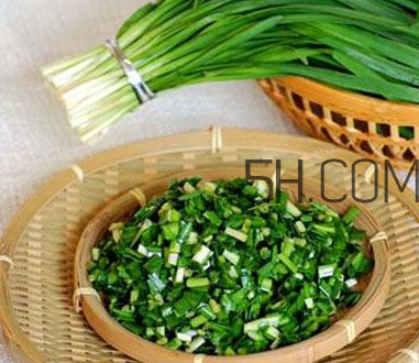 吃韭菜胃疼怎么回事?,吃韭菜就胃疼是怎么回事