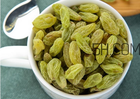 小孩吃葡萄干上火吗,葡萄干上火吗 不会上火而且多吃对身体好