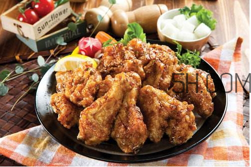 华莱士的炸鸡可以隔夜吃吗,炸鸡可以隔夜吃吗