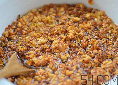 腌桂花怎样不黑,腌桂花腌好咋变黑了