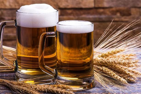 啤酒和红酒哪个热量高?,啤酒热量高还是红酒热量高