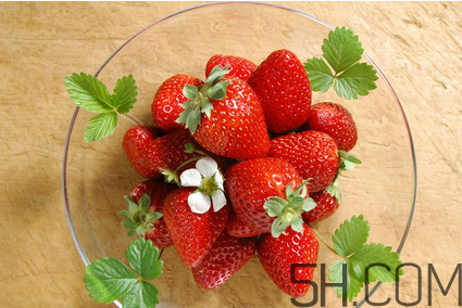 草莓会发霉吗,草莓怎么保存不会坏