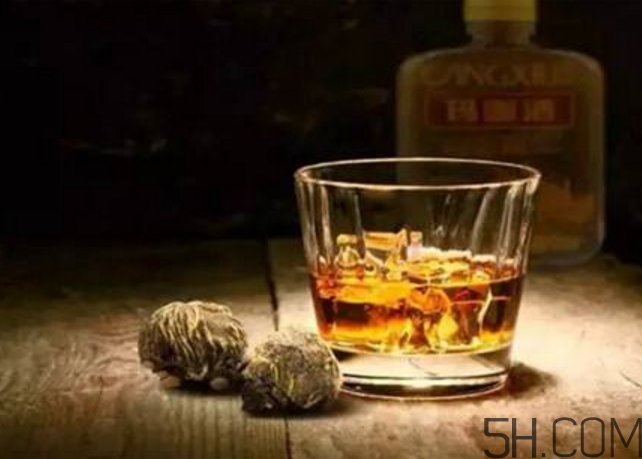 拐枣泡酒对痛风有用吗,拐枣泡酒可以治风湿吗 拐枣泡酒对痛风有用吗,拐枣泡酒可以治风湿吗