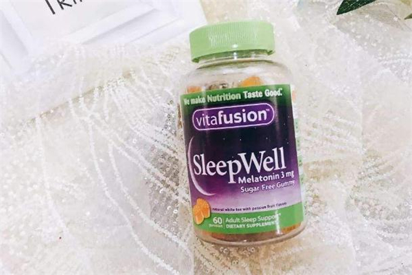 褪黑素吃完多久会入睡(褪黑素吃了多久入睡)