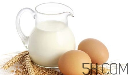 牛奶什么时候喝最好长高,喝什么牛奶最健康