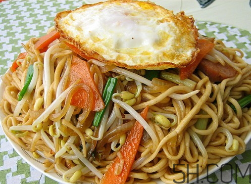 炒面吃多了好吗,炒面吃多了有什么危害