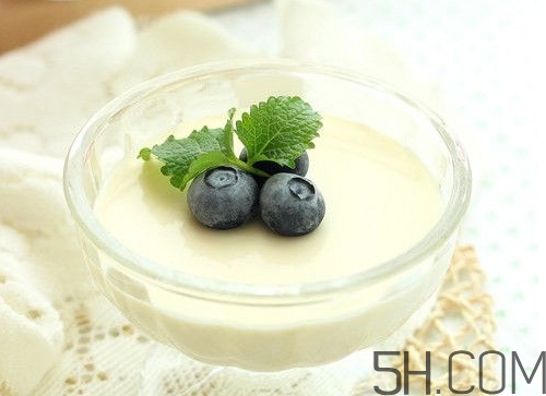 袋装牛奶和盒装牛奶哪个营养价值高,袋装牛奶和盒装牛奶营养哪个高