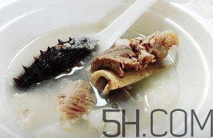 海参可以和排骨一起炖吗?,海参能炖排骨吗