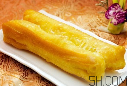 做油条用什么面粉好,炸油条用什么牌子的面粉最好