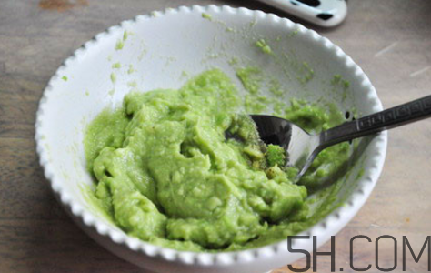 宝宝吃牛油果会上火吗,吃牛油果有什么好处? 宝宝吃牛油果会上火吗,吃牛油果有什么好处?