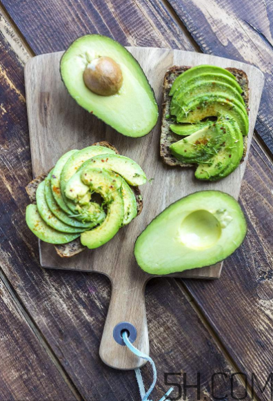 牛油果有什么作用,牛油果的正确食用方法