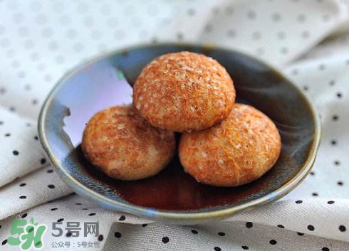 泡芙能用高筋面粉做吗,泡芙用高筋面粉还是低筋面粉 泡芙能用高筋面粉做吗,泡芙用高筋面粉还是低筋面粉