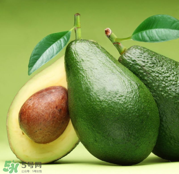 吃牛油果有什么好处?,吃牛油果有什么好处和坏处 吃牛油果有什么好处?,吃牛油果有什么好处和坏处