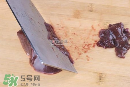 猪肝怎么切好看,猪肝怎么切好看摆盘